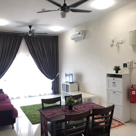 Vistamuslim Homestay Cheras Exterior foto